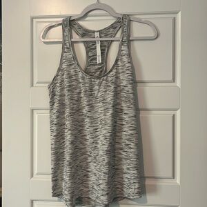 🔴5 for $25- Lululemon loose fit tank top 8